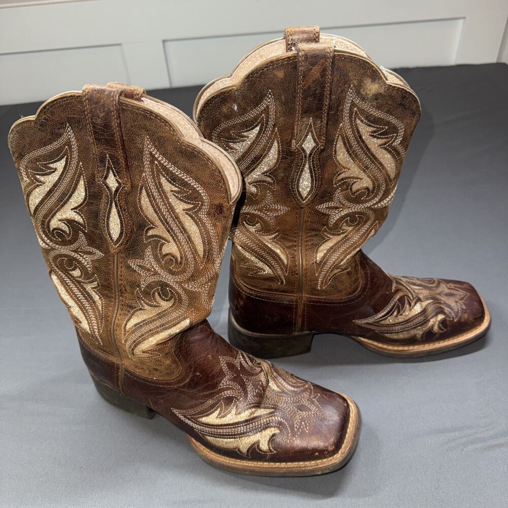 ARIAT WOMEN'S Style No. 10034056 Round Up Bliss Western Boot - Picture 2 of 9